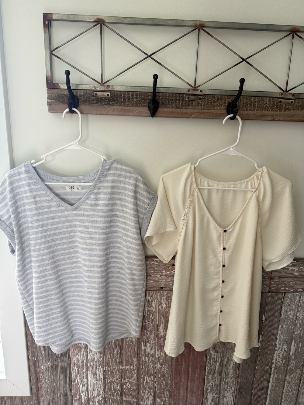 Women’s Maurice’s Large Lot - Short Sleeve Tops